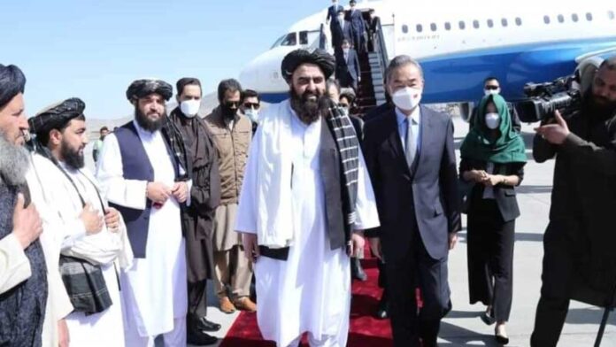 balkhab-the-chinese-foreign-minister-has-arrived-in-kabul