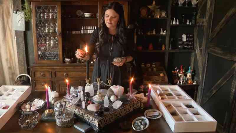 University of Exeter, England teaches magic